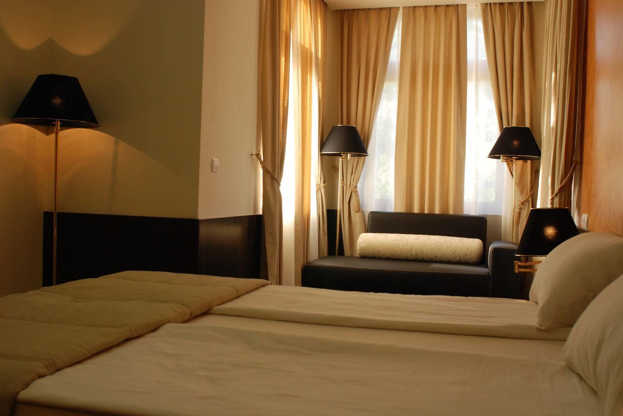 Hotel Hercegovina Ilidža Esterno foto